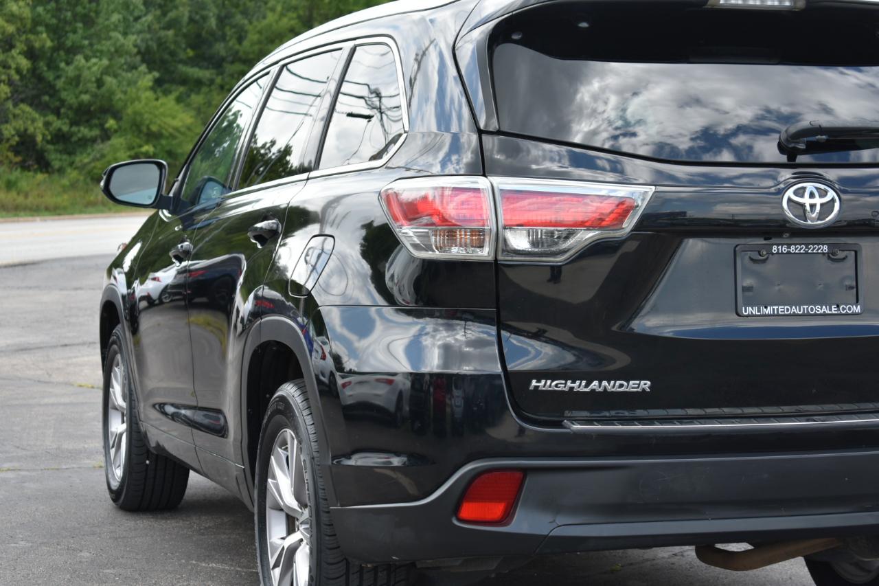 Toyota Highlander XLE FWD V6 2015