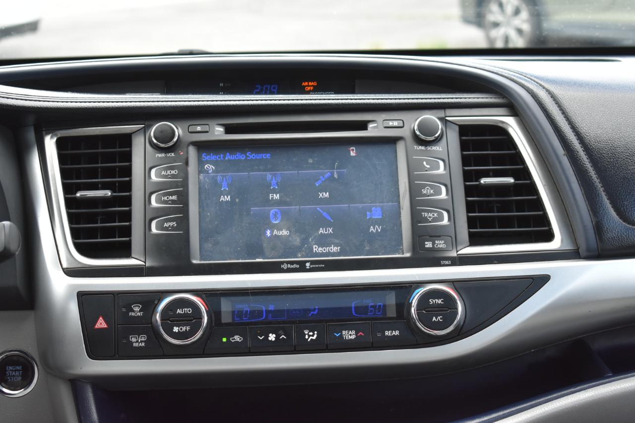 Toyota Highlander XLE FWD V6 2015