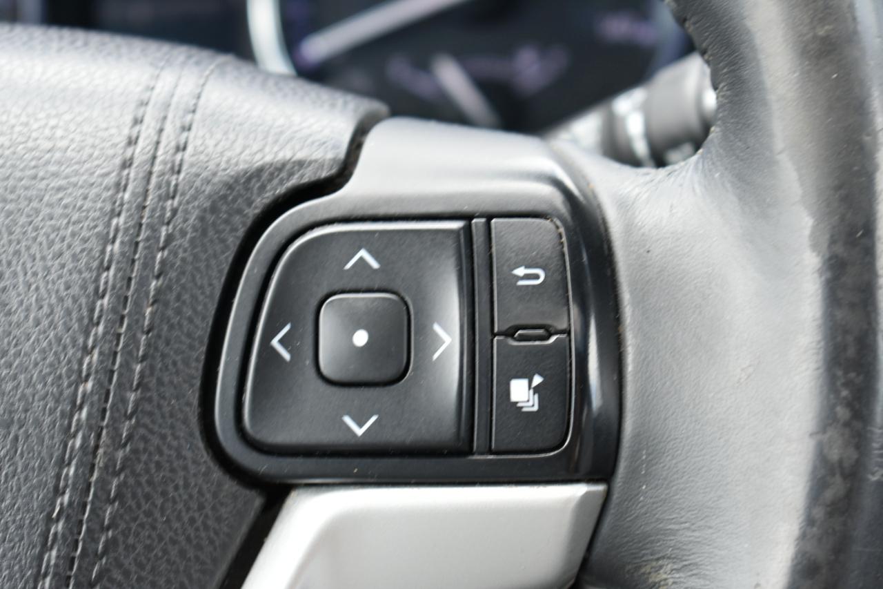 Toyota Highlander XLE FWD V6 2015
