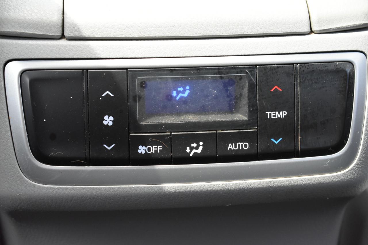 Toyota Highlander XLE FWD V6 2015