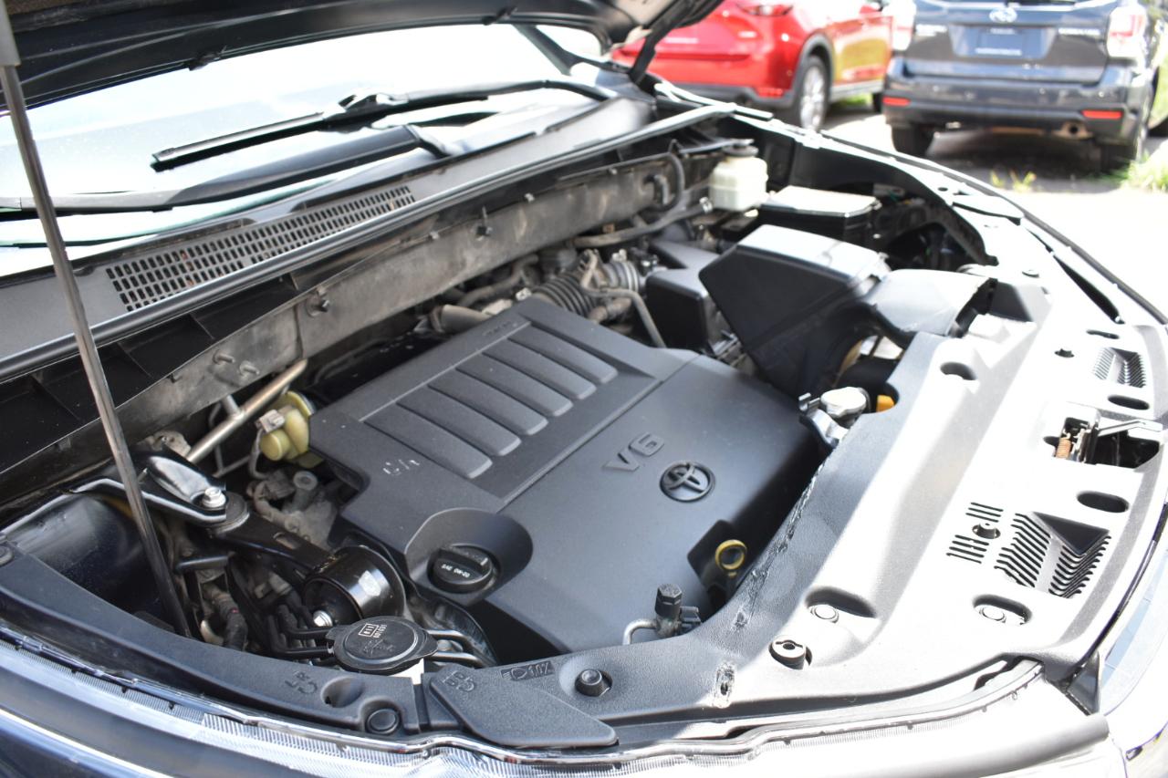 Toyota Highlander XLE FWD V6 2015