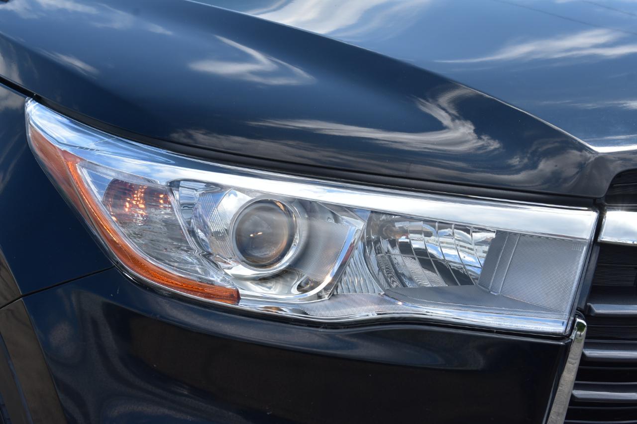 Toyota Highlander XLE FWD V6 2015