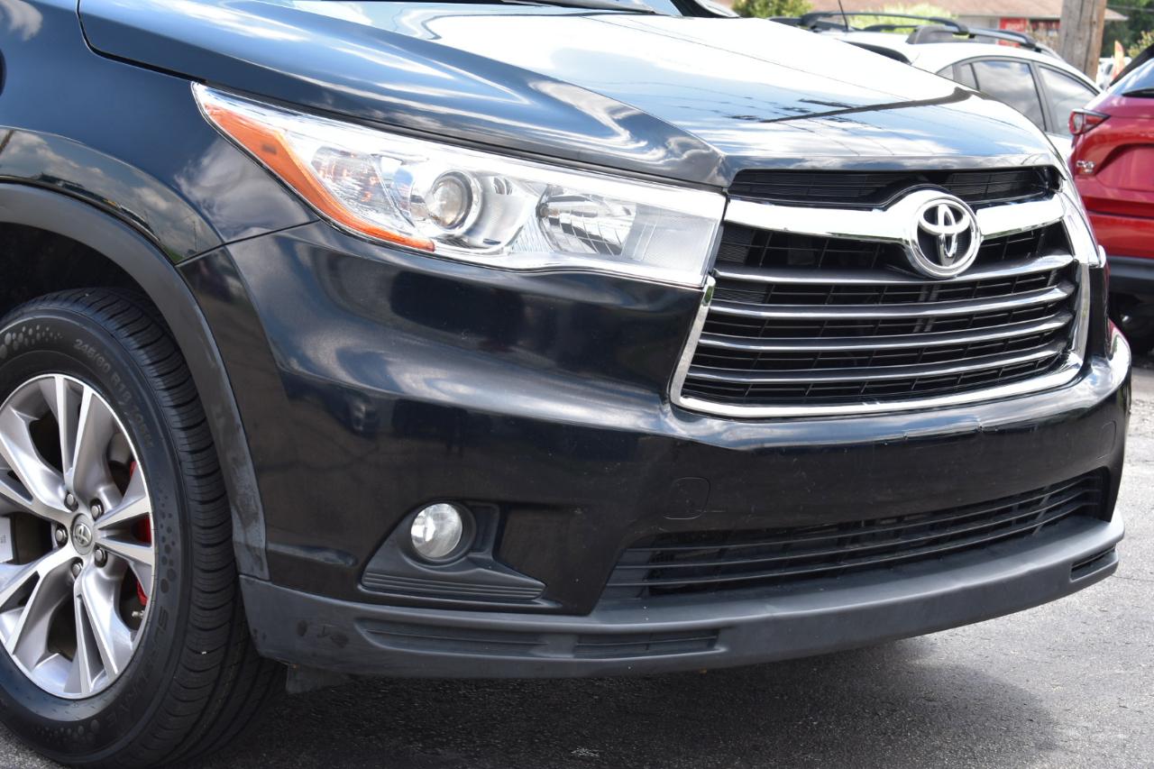 Toyota Highlander XLE FWD V6 2015