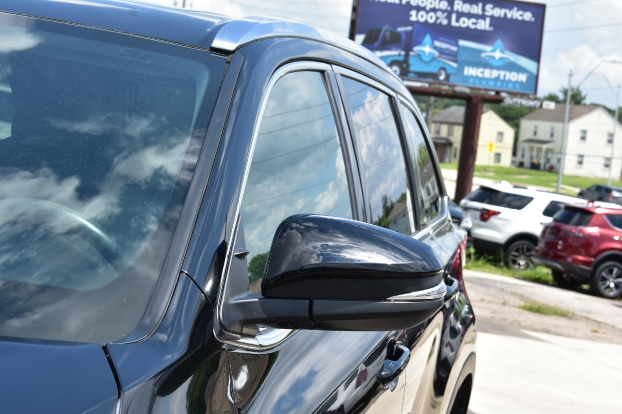 Toyota Highlander XLE FWD V6 2015