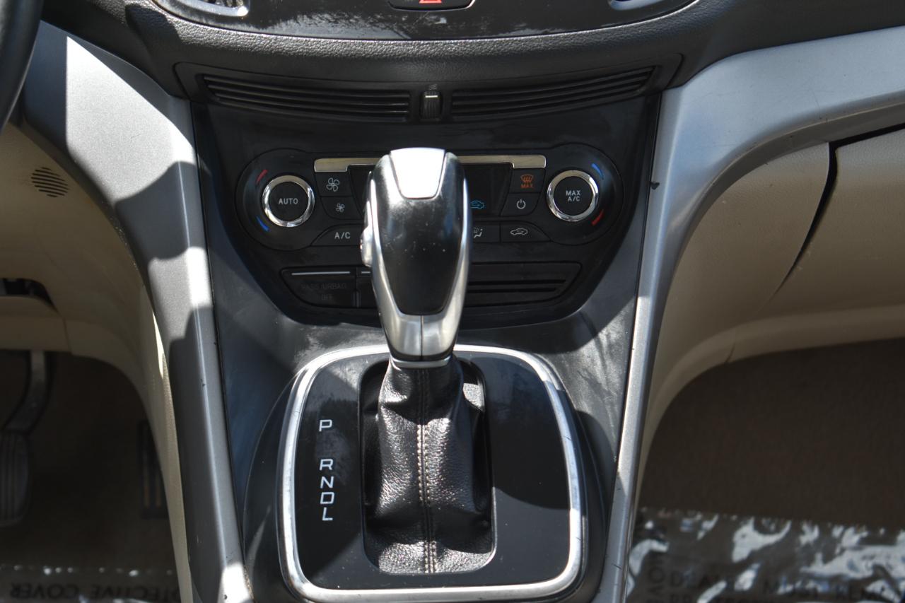 Ford C-Max Hybrid SE 2014