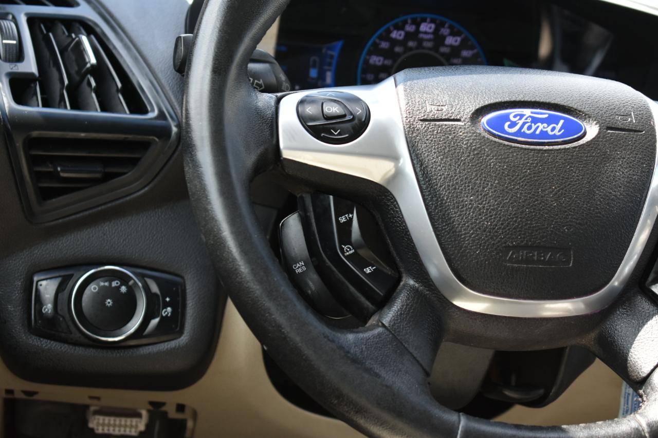 Ford C-Max Hybrid SE 2014