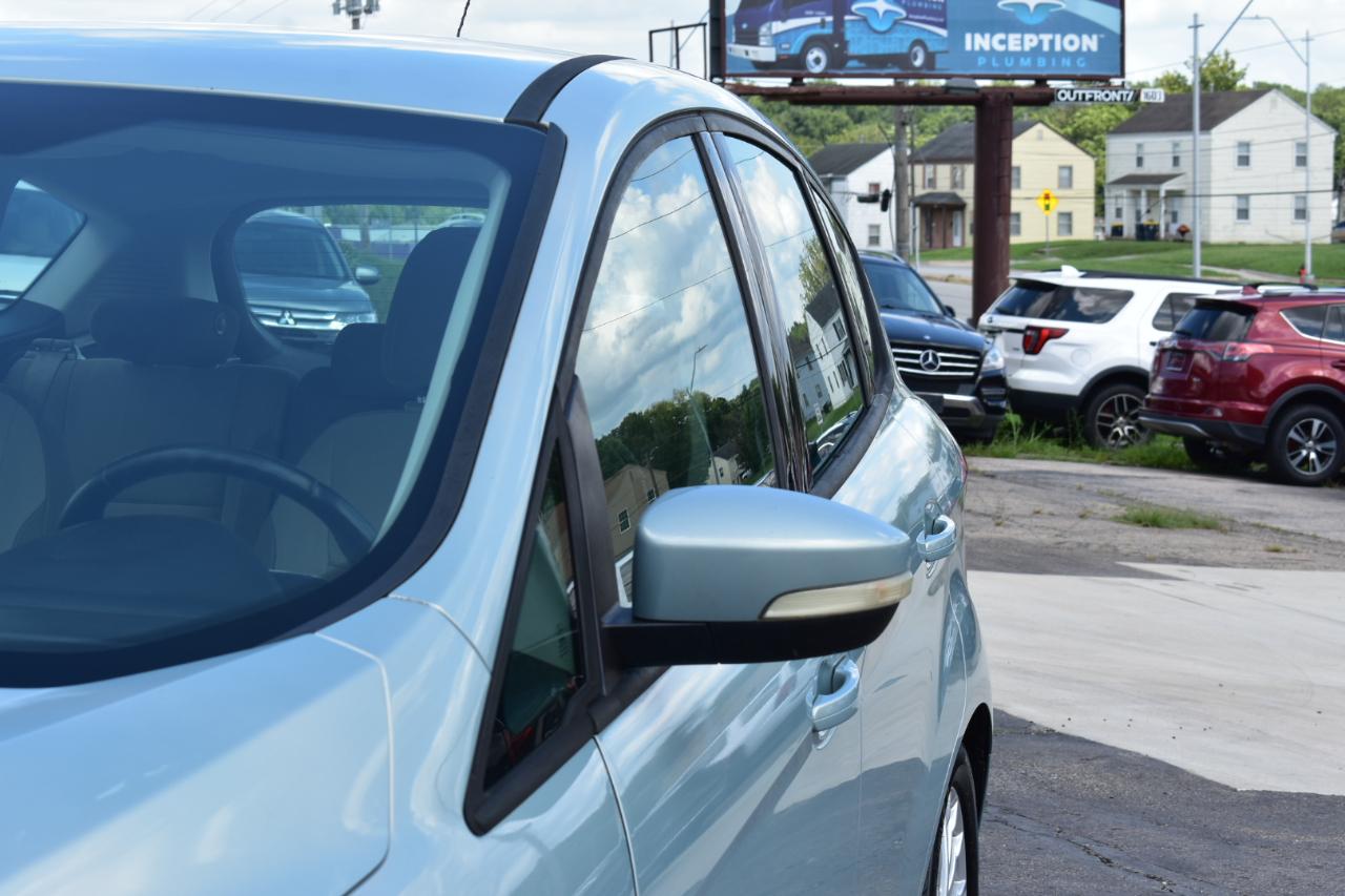 Ford C-Max Hybrid SE 2014