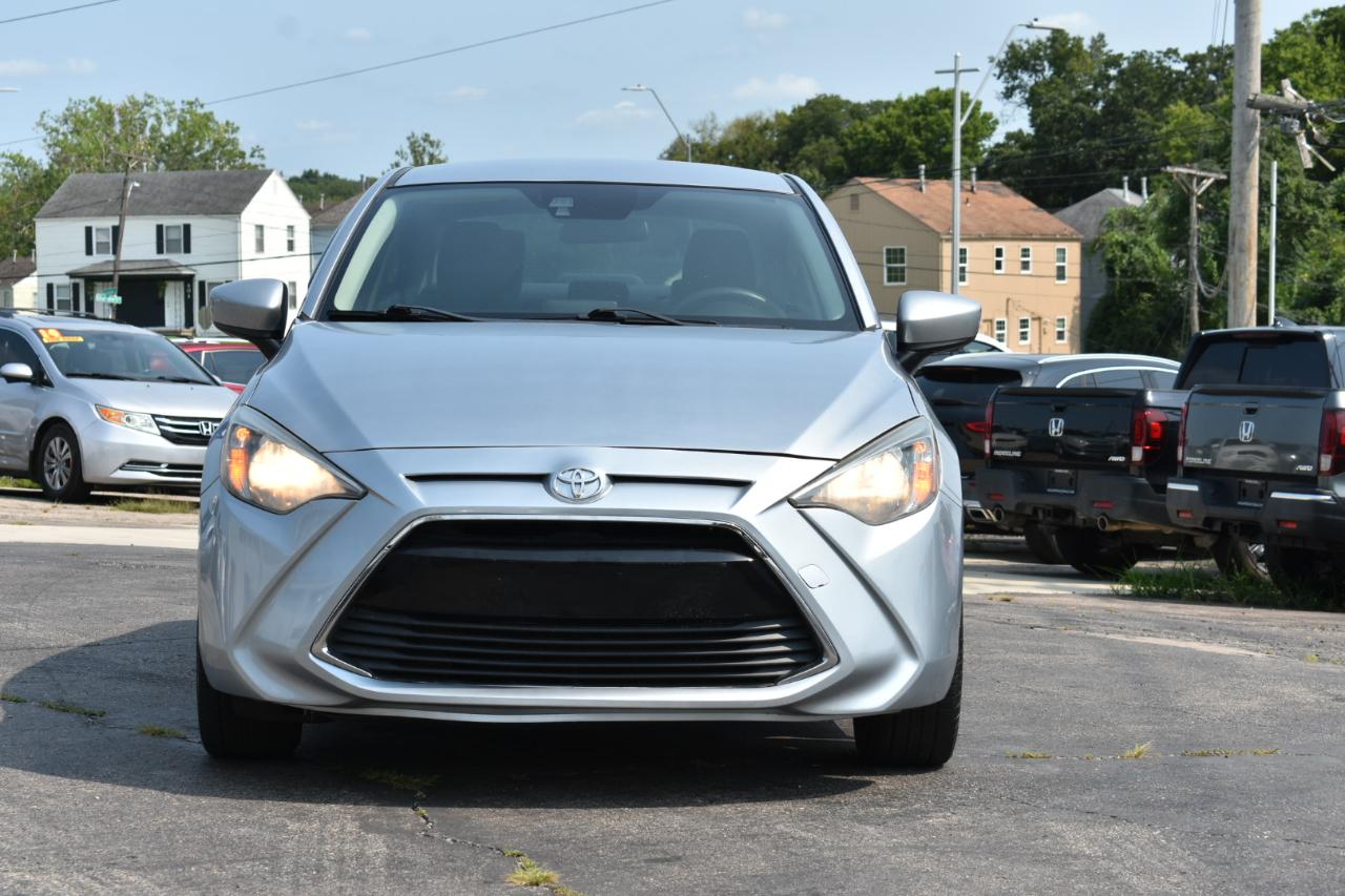Toyota Yaris iA 6A 2017