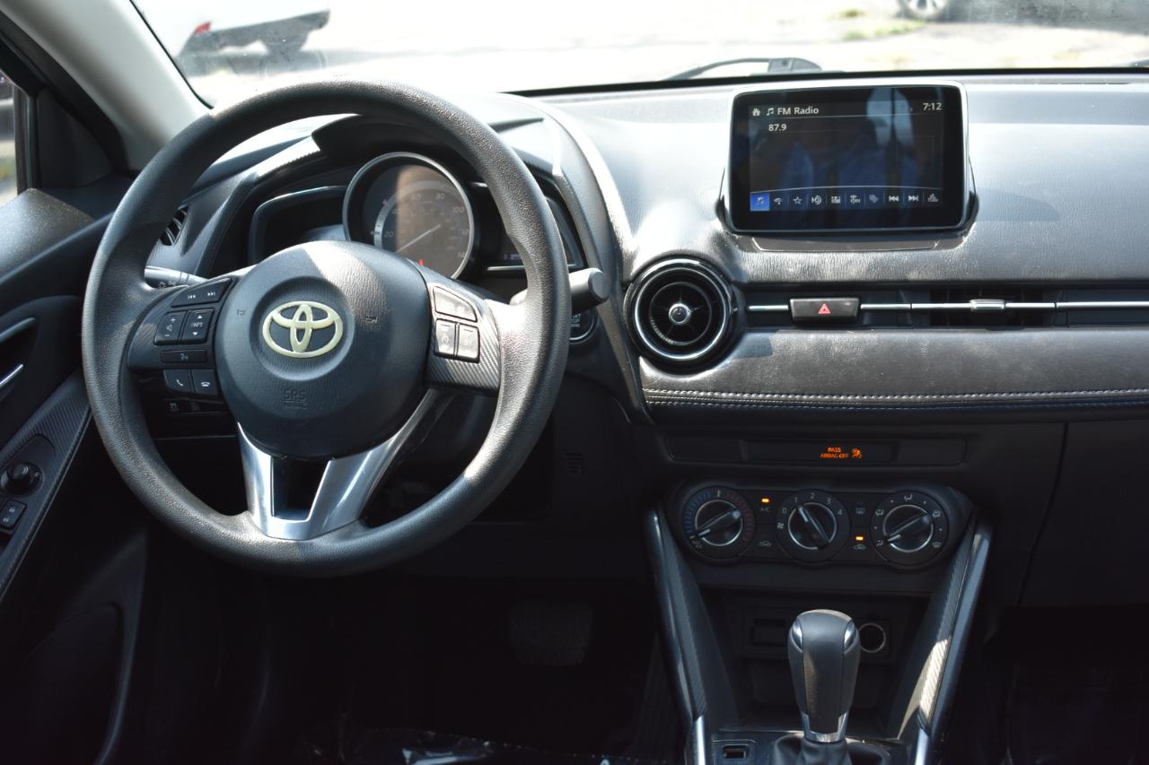 Toyota Yaris iA 6A 2017