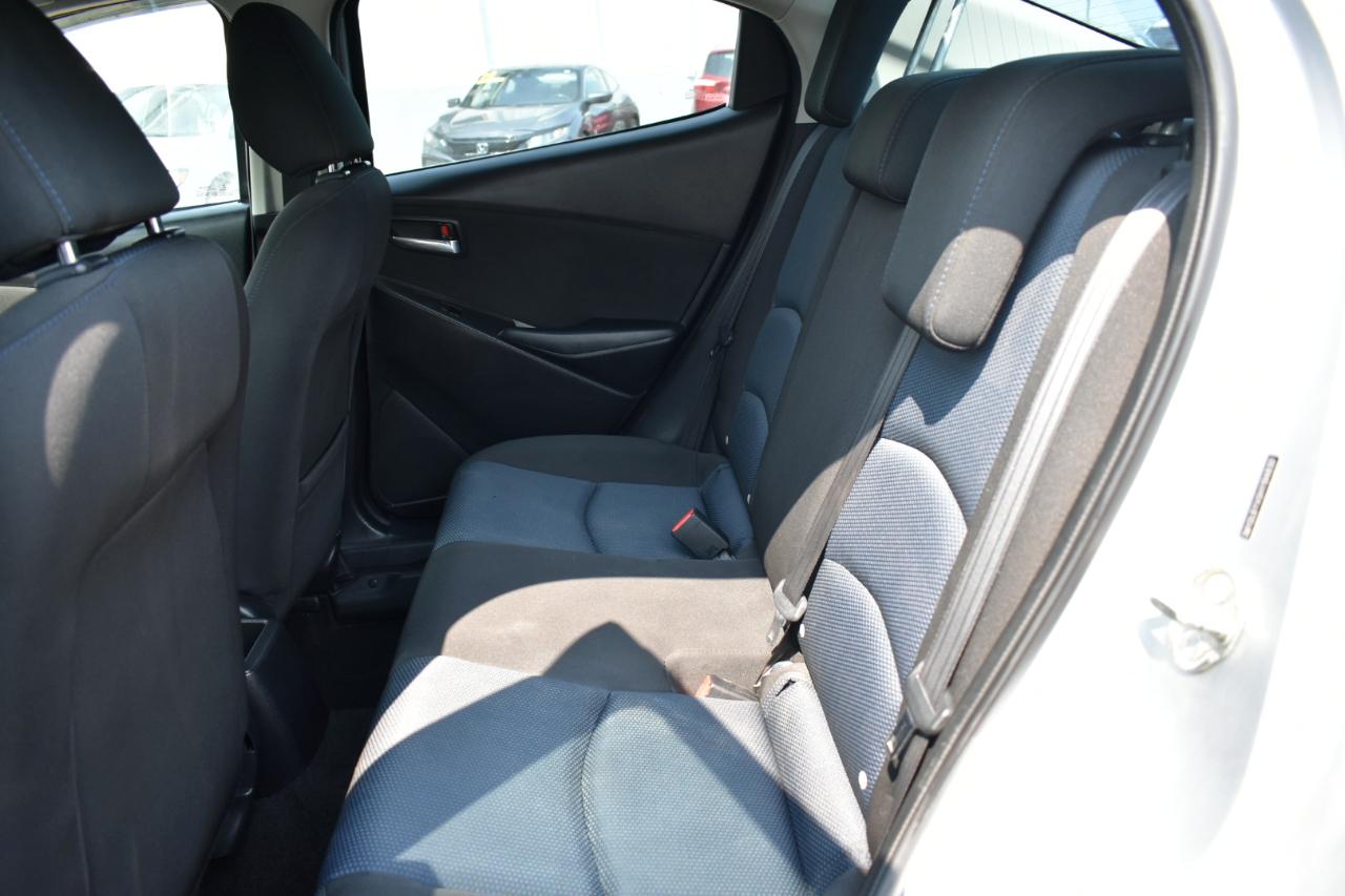 Toyota Yaris iA 6A 2017