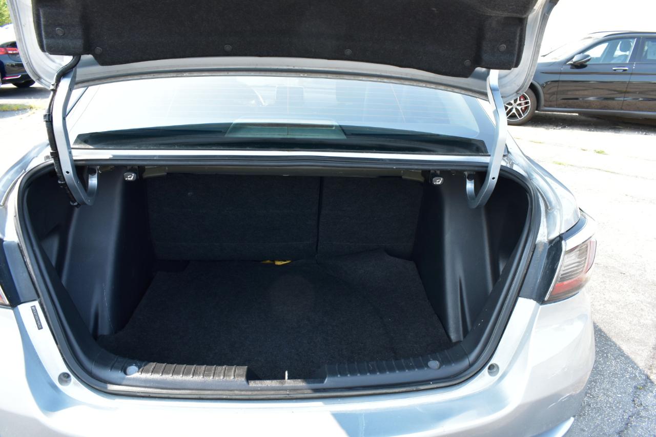 Toyota Yaris iA 6A 2017