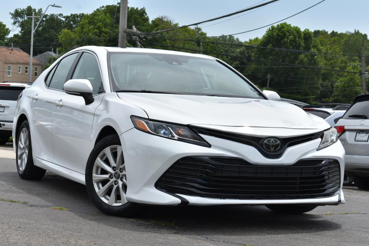 Toyota Camry 4dr Sedan LE Auto 2019