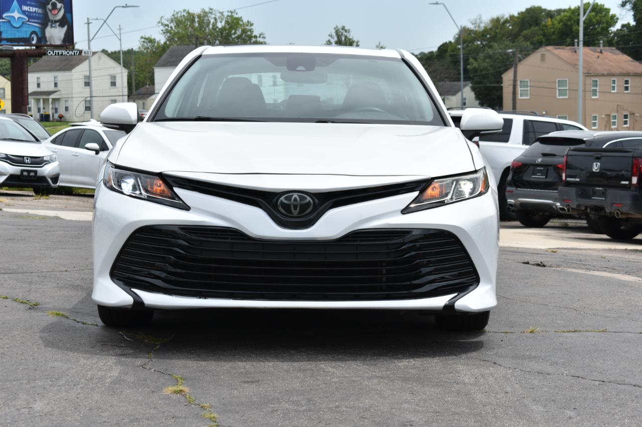 Toyota Camry 4dr Sedan LE Auto 2019