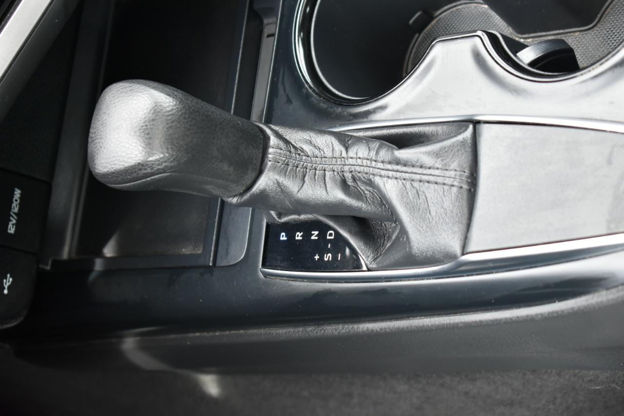 Toyota Camry 4dr Sedan LE Auto 2019