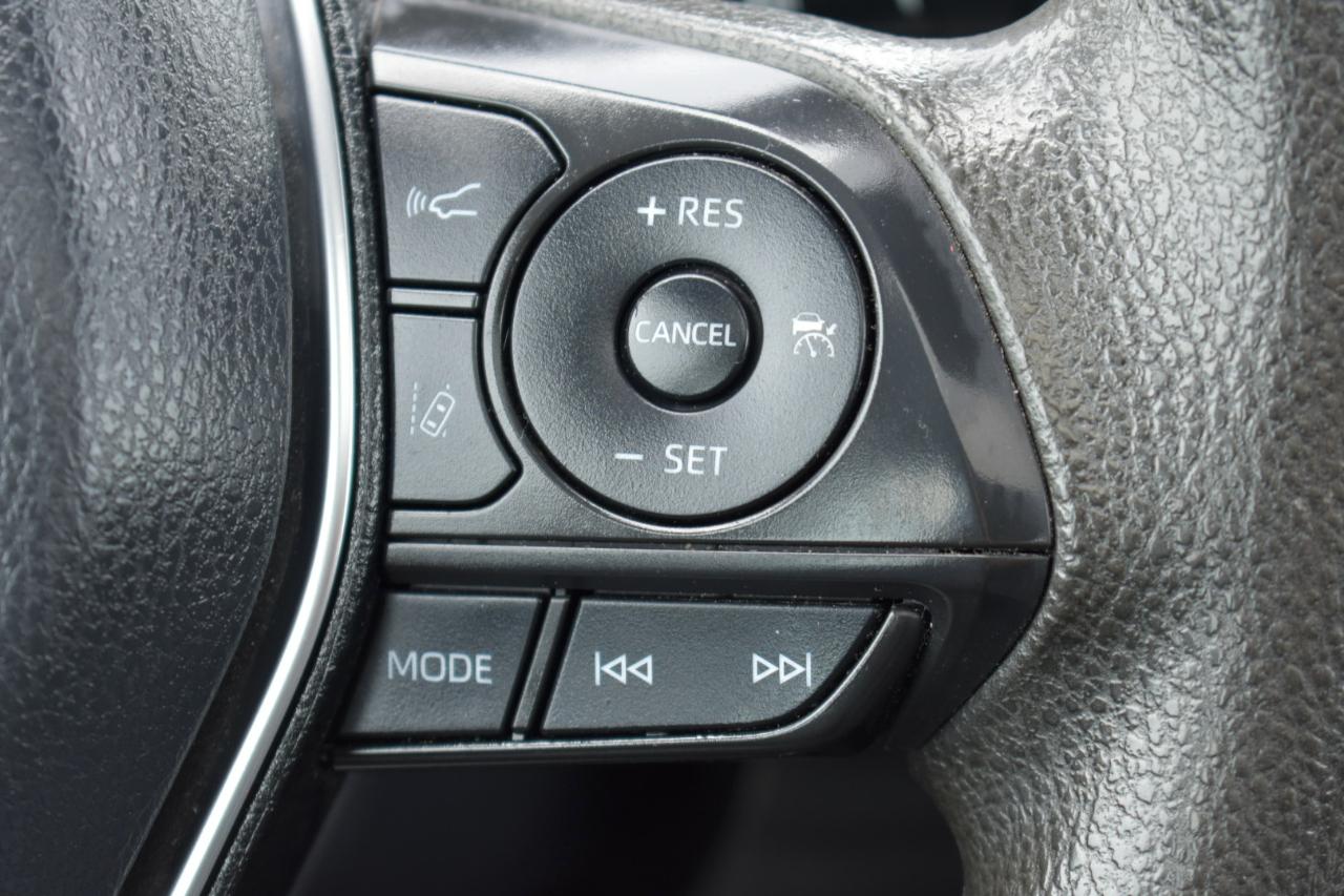 Toyota Camry 4dr Sedan LE Auto 2019