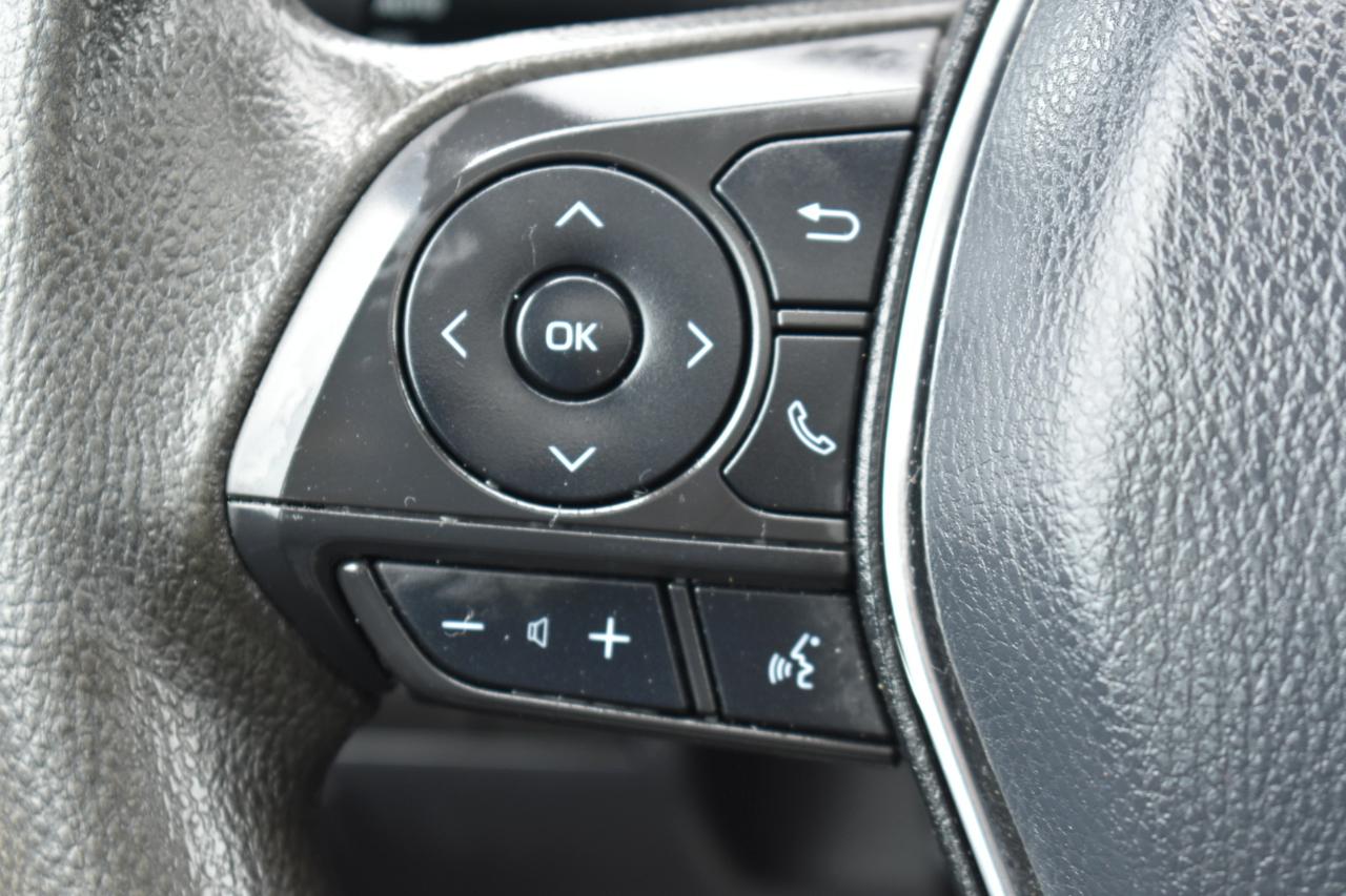 Toyota Camry 4dr Sedan LE Auto 2019