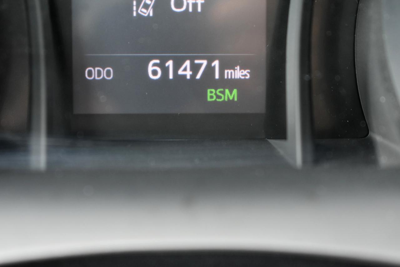 Toyota Camry 4dr Sedan LE Auto 2019