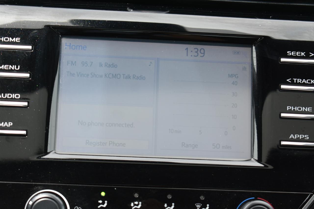 Toyota Camry 4dr Sedan LE Auto 2019