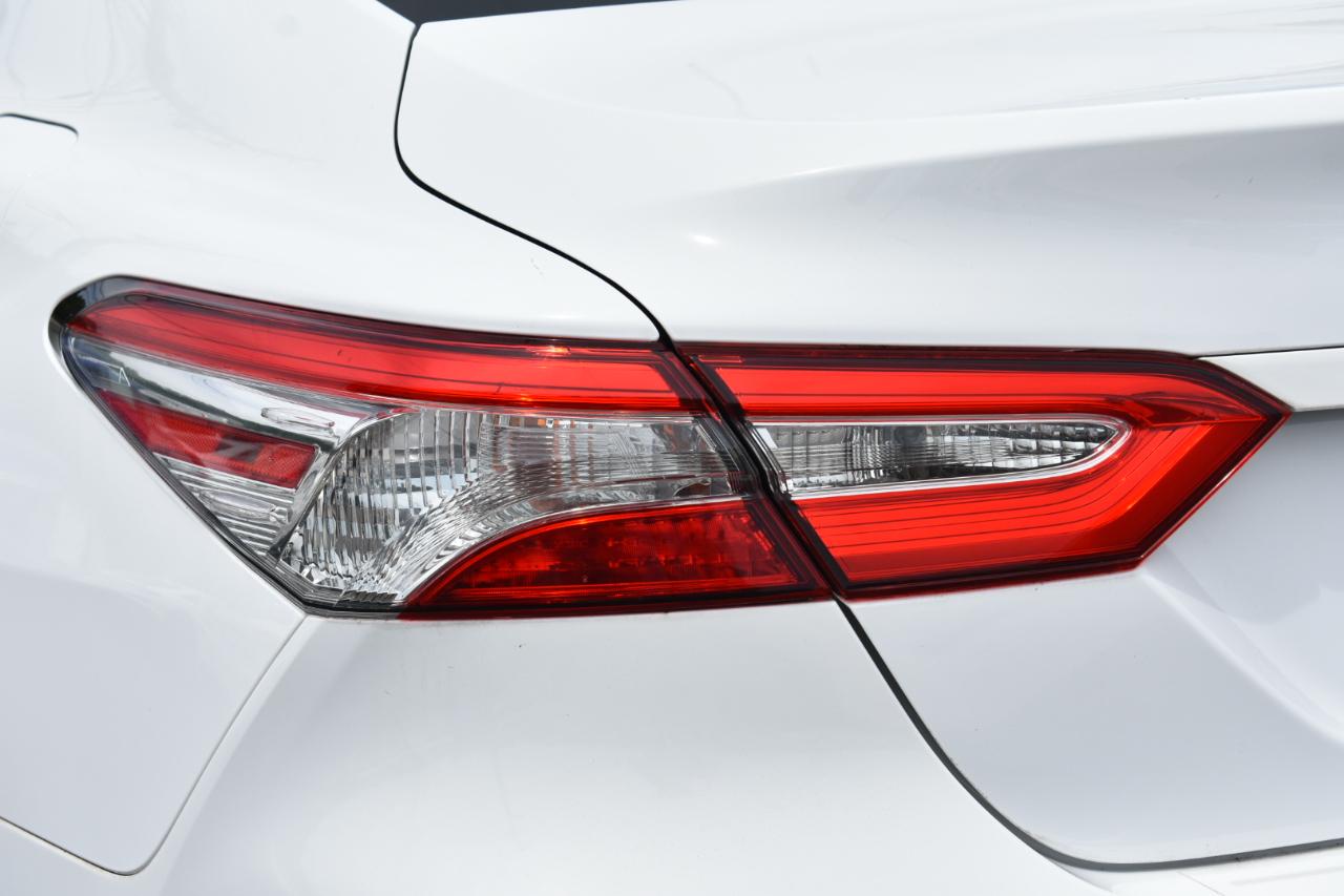Toyota Camry 4dr Sedan LE Auto 2019