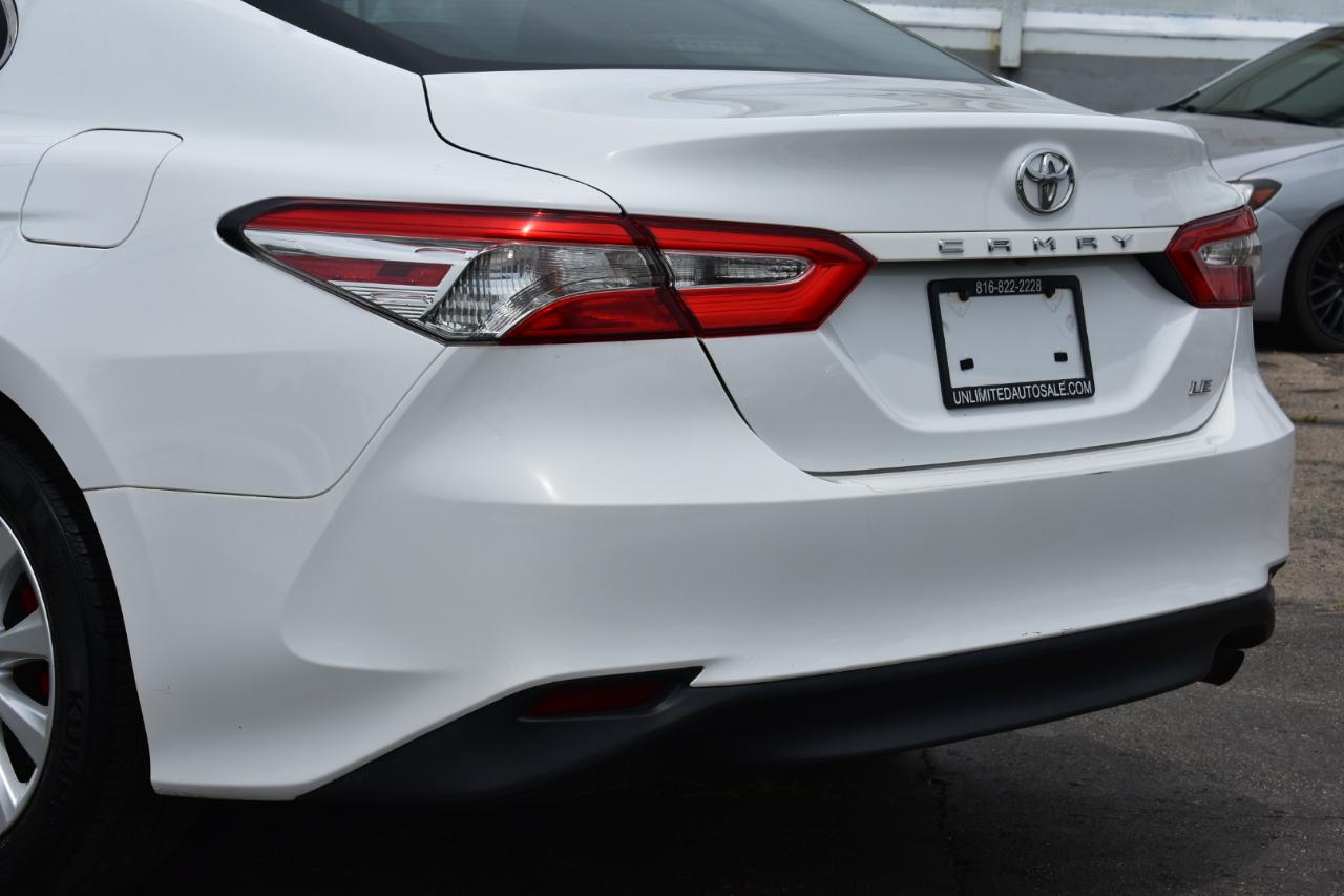 Toyota Camry 4dr Sedan LE Auto 2019