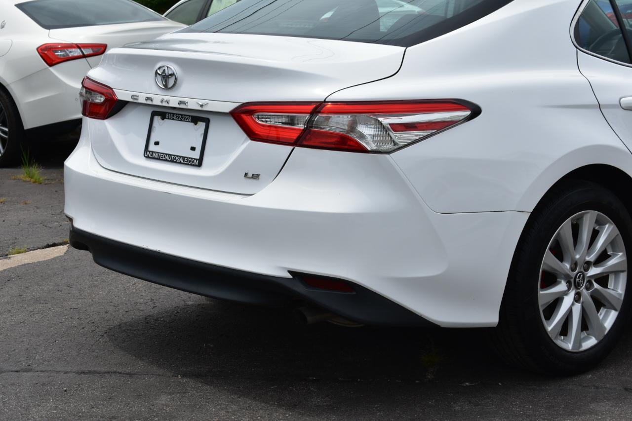 Toyota Camry 4dr Sedan LE Auto 2019