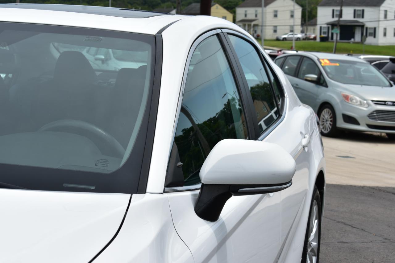 Toyota Camry 4dr Sedan LE Auto 2019