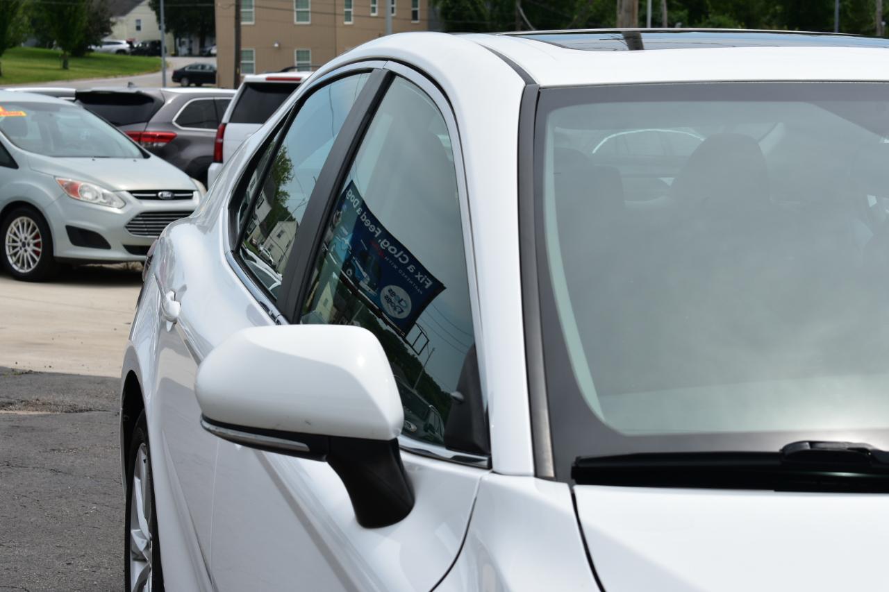 Toyota Camry 4dr Sedan LE Auto 2019