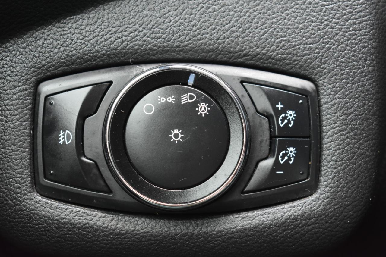 Ford C-Max Hybrid SEL 2014