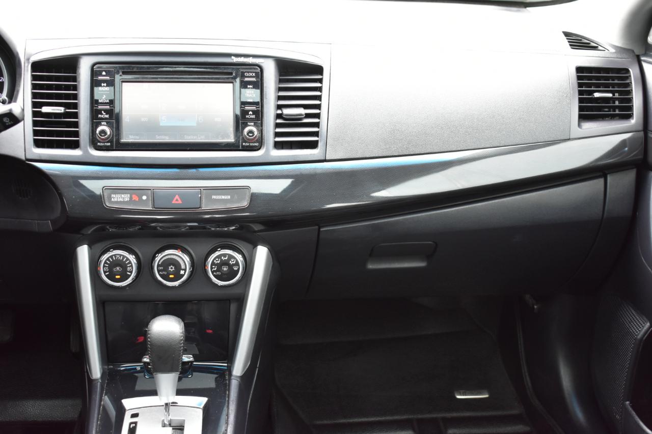 Mitsubishi Lancer SEL 4D Sedan AWD 2017