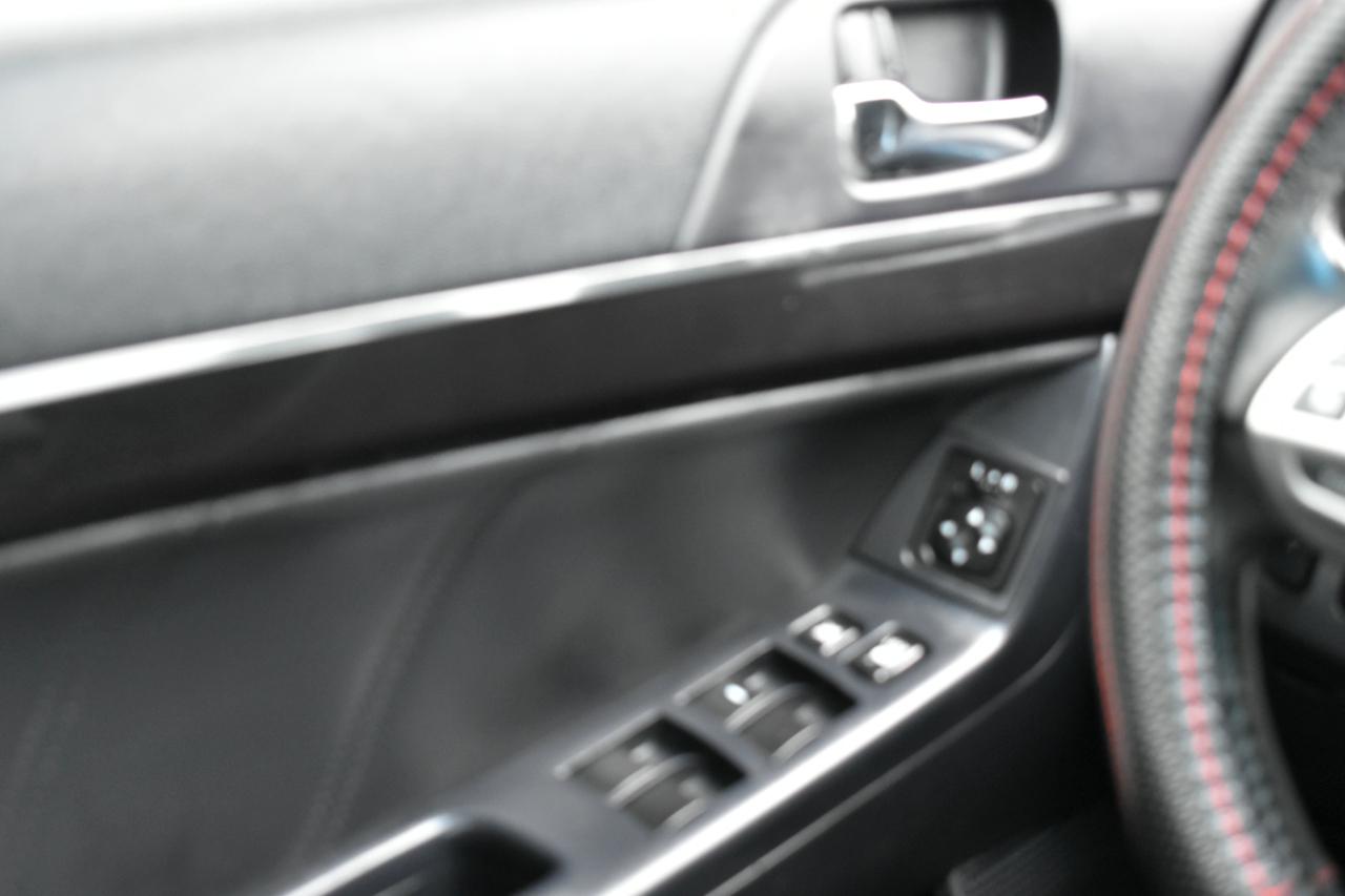Mitsubishi Lancer SEL 4D Sedan AWD 2017