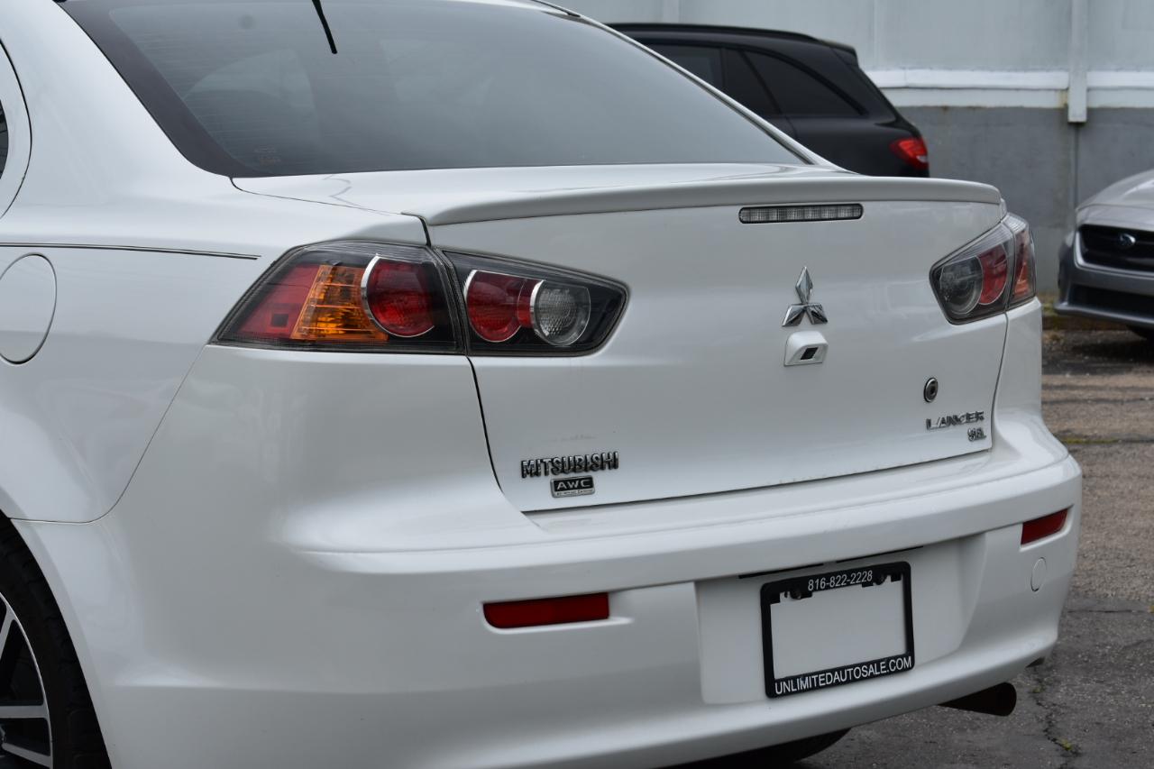Mitsubishi Lancer SEL 4D Sedan AWD 2017