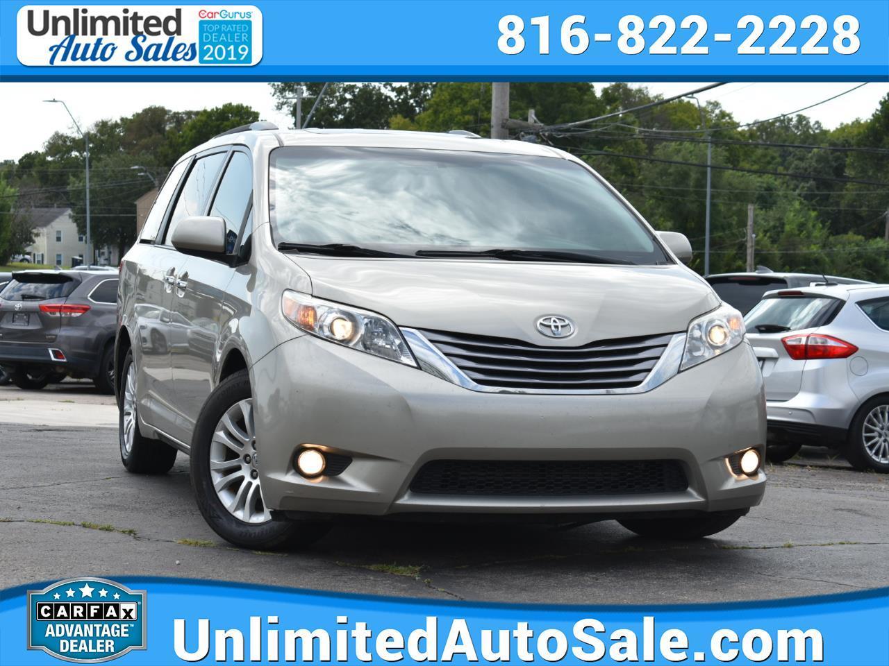 Toyota Sienna Limited Premium 7-Passenger 2017