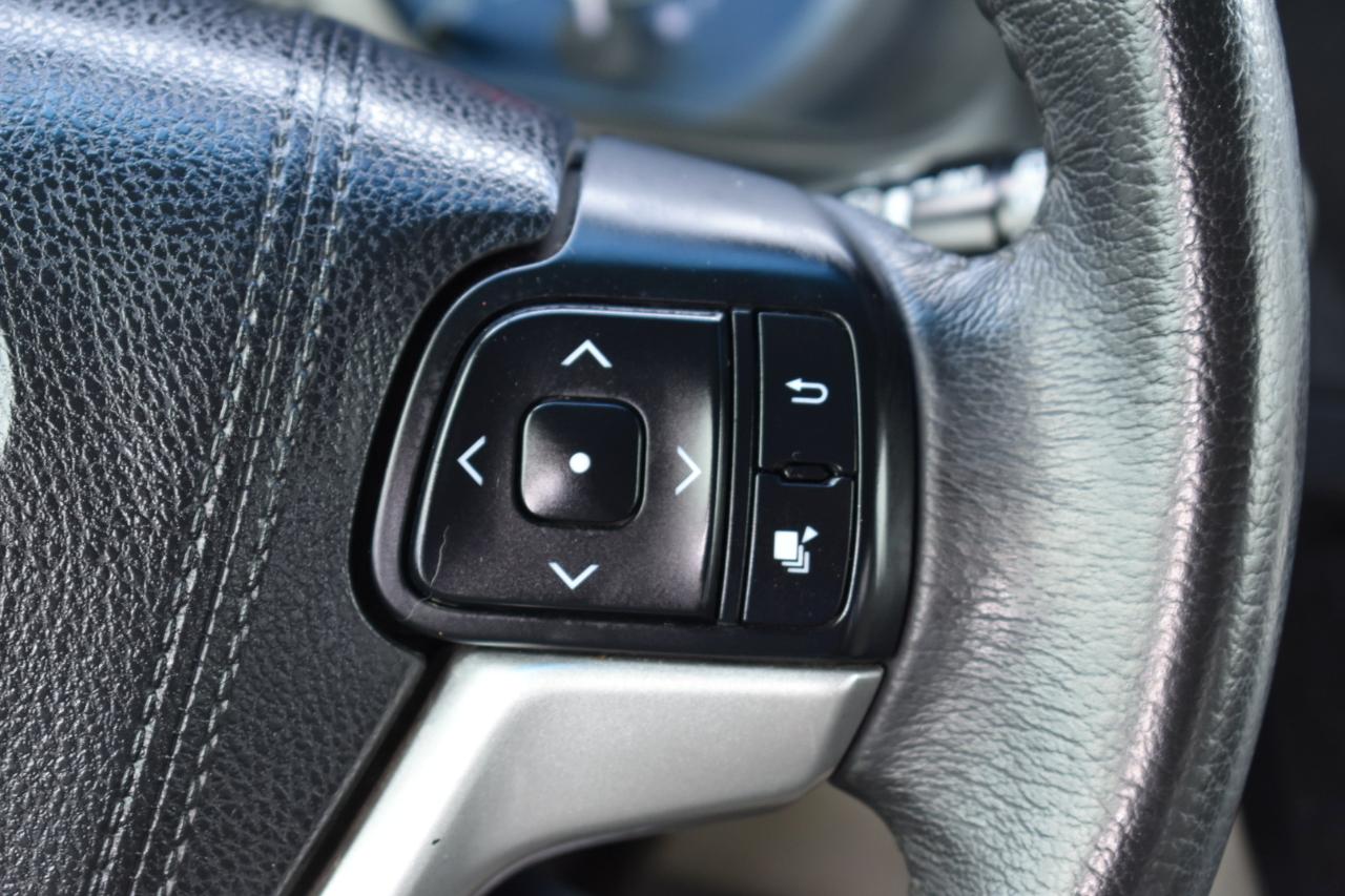 Toyota Sienna Limited Premium 7-Passenger 2017