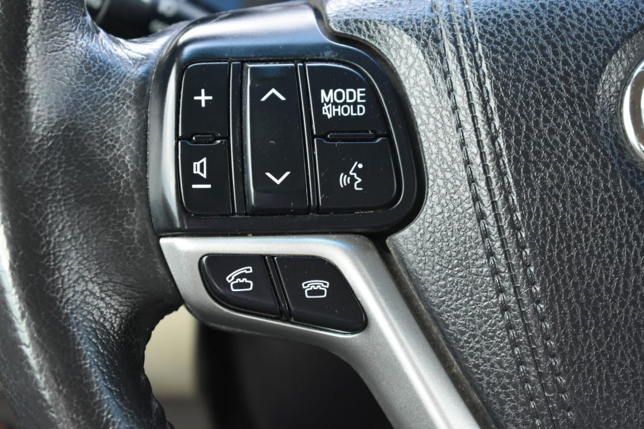 Toyota Sienna Limited Premium 7-Passenger 2017