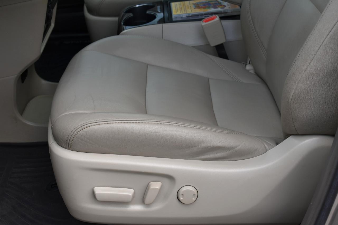 Toyota Sienna Limited Premium 7-Passenger 2017