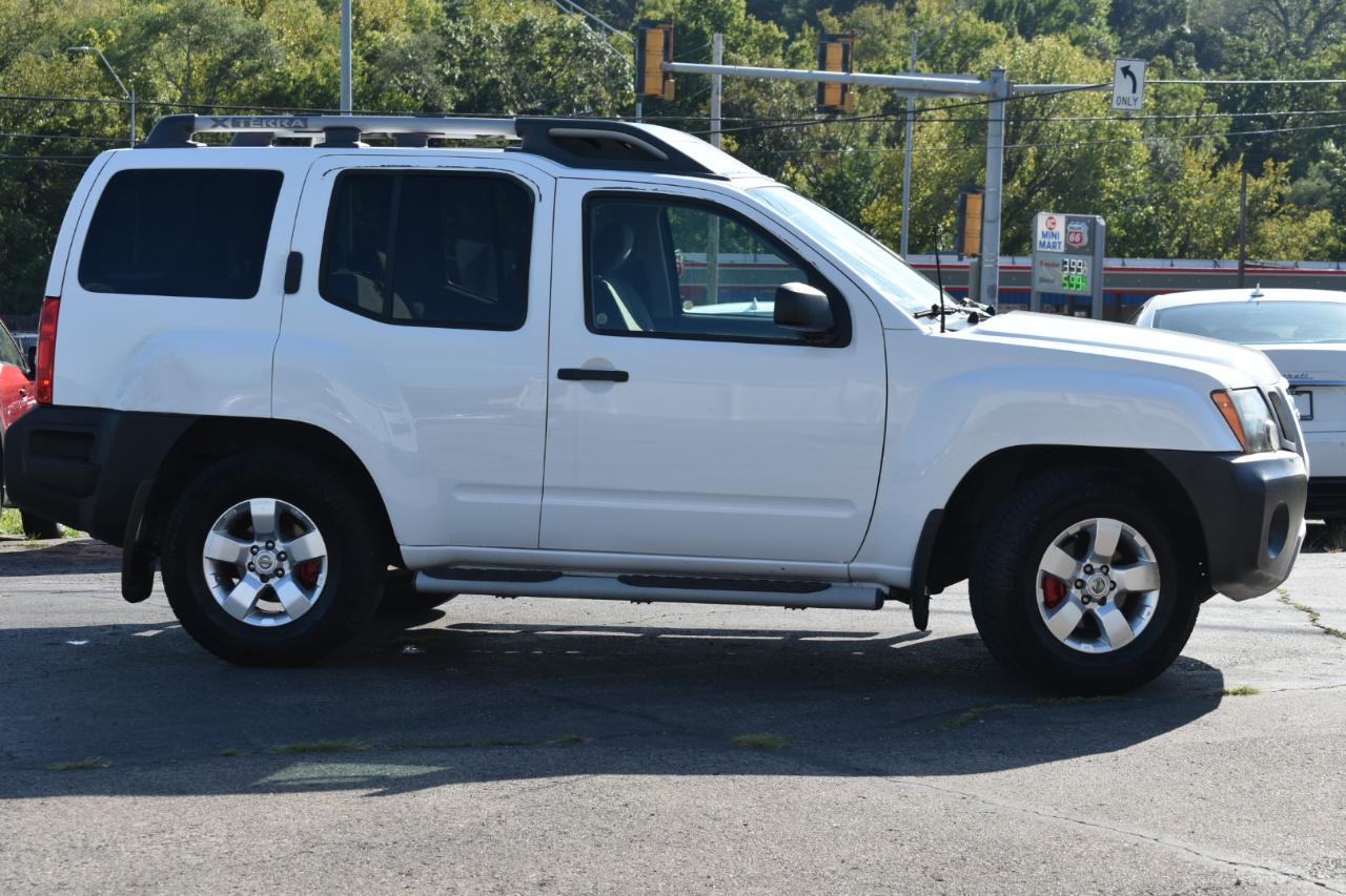 Nissan Xterra X 2WD 2010