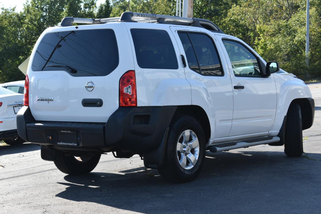 Nissan Xterra X 2WD 2010