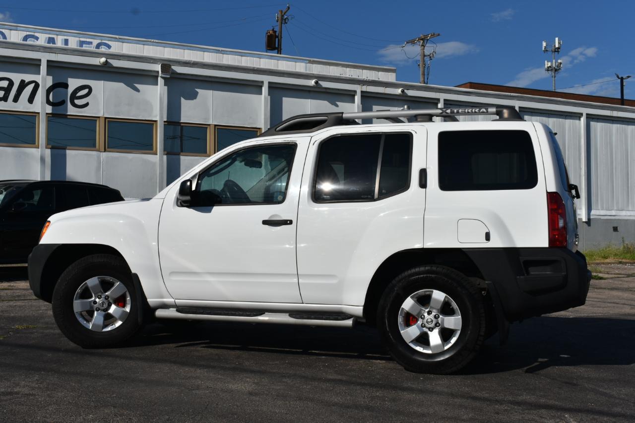 Nissan Xterra X 2WD 2010