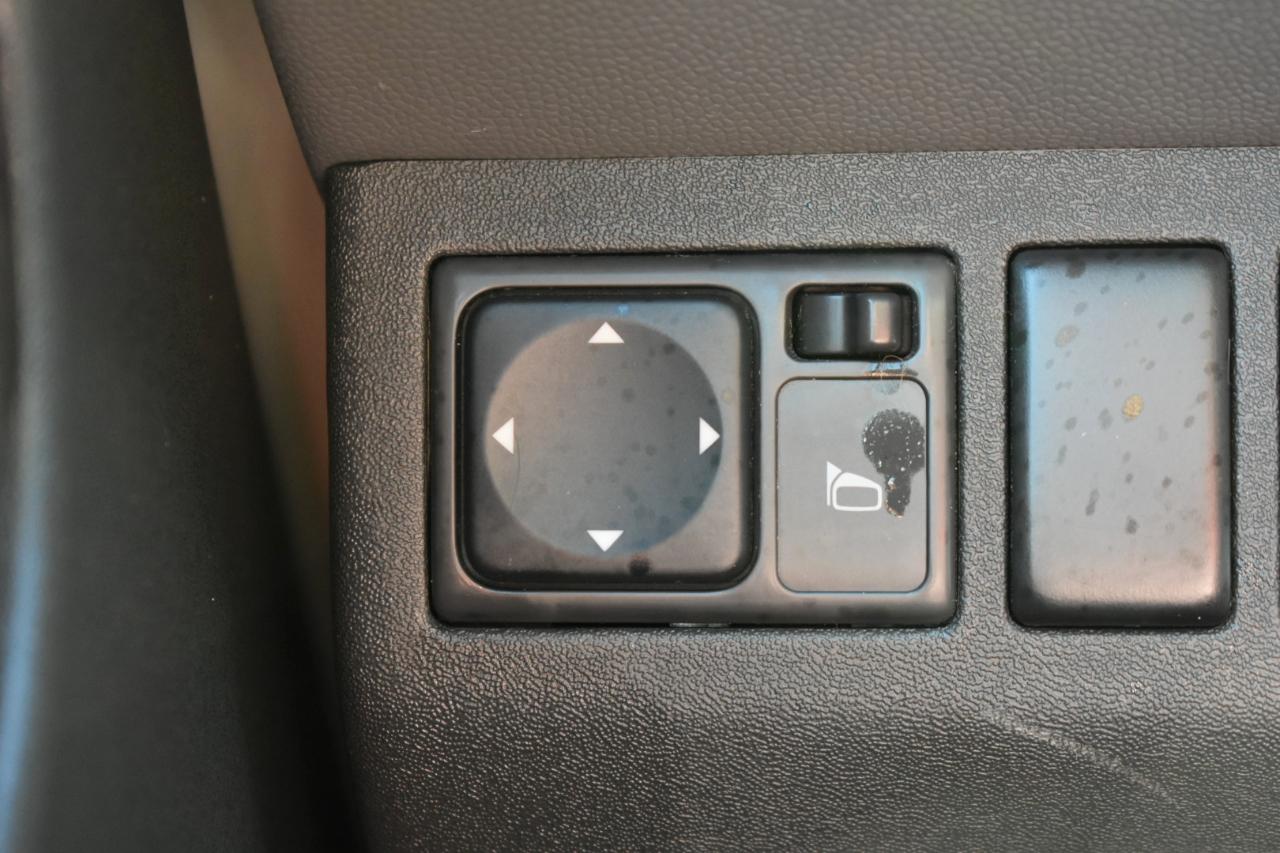 Nissan Xterra X 2WD 2010