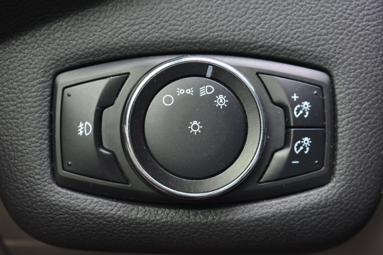 Ford C-Max Hybrid SEL 2013