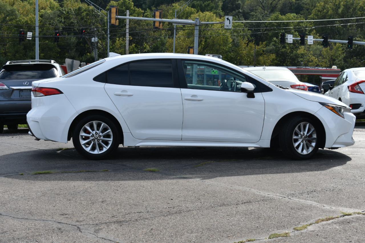 Toyota Corolla LE w/ Premium Pkg 2021
