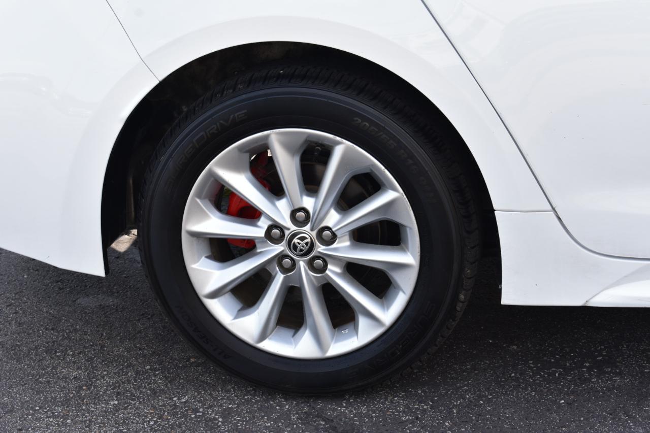 Toyota Corolla LE w/ Premium Pkg 2021