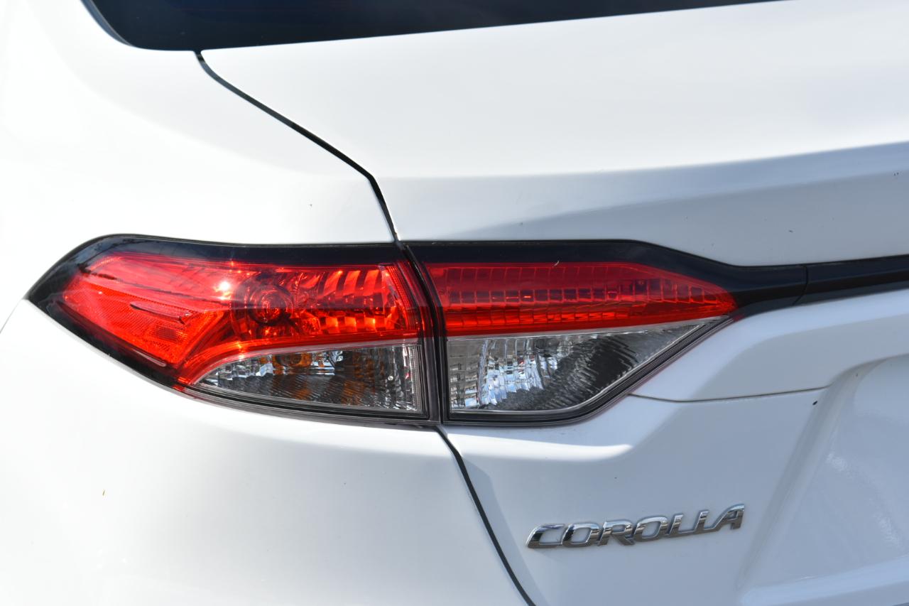 Toyota Corolla LE w/ Premium Pkg 2021