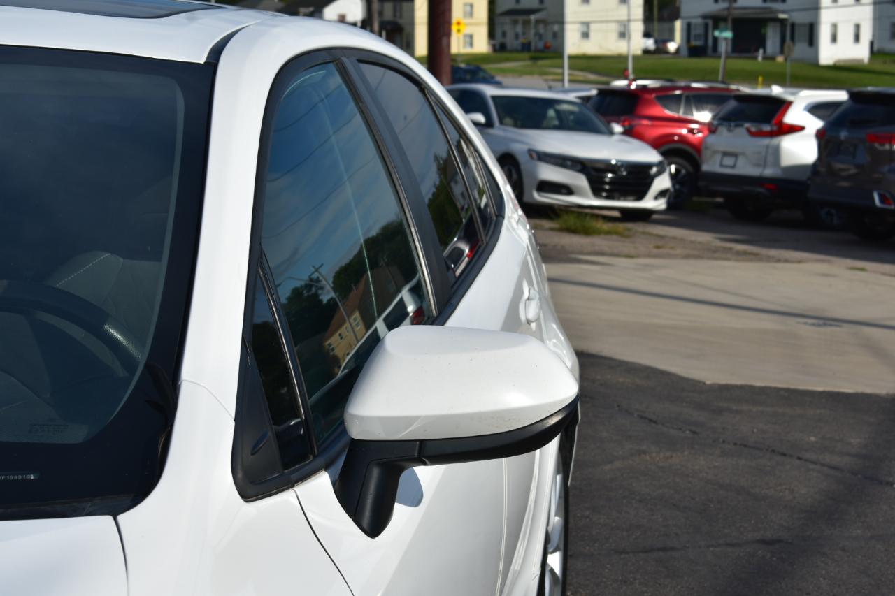 Toyota Corolla LE w/ Premium Pkg 2021