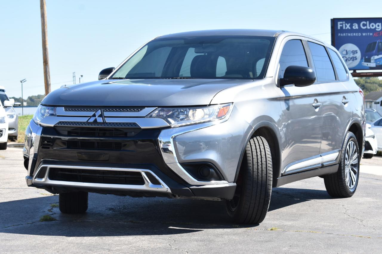 Mitsubishi Outlander SEL AWD 2020