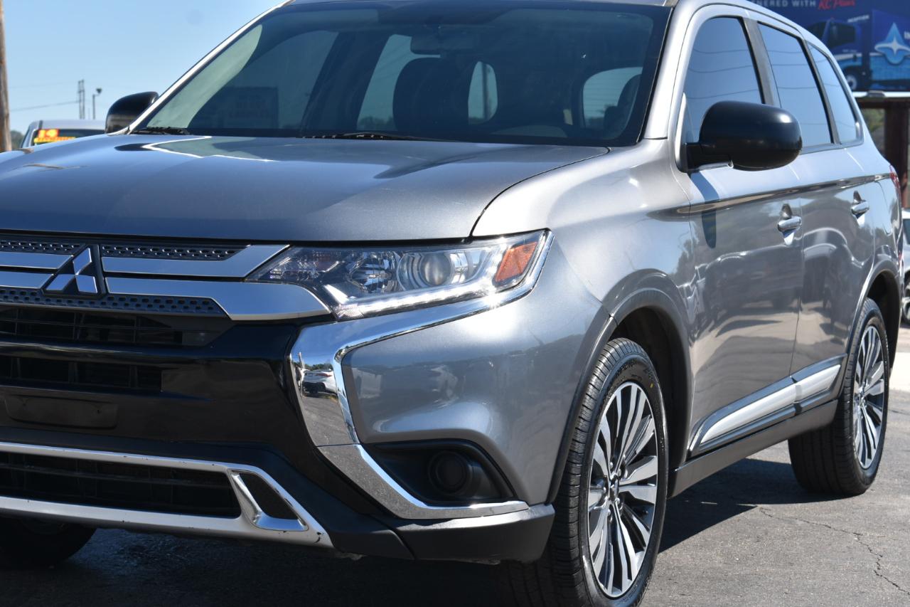 Mitsubishi Outlander SEL AWD 2020