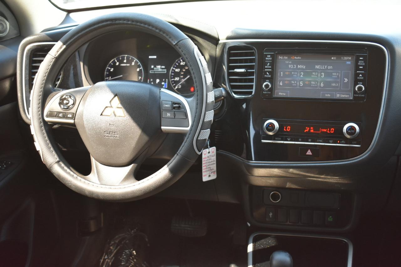 Mitsubishi Outlander SEL AWD 2020