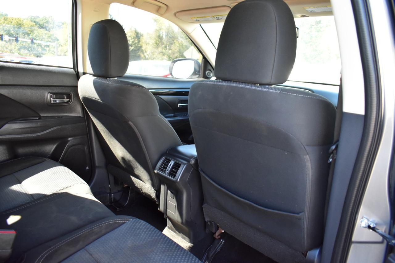 Mitsubishi Outlander SEL AWD 2020