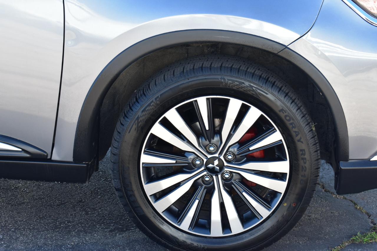 Mitsubishi Outlander SEL AWD 2020