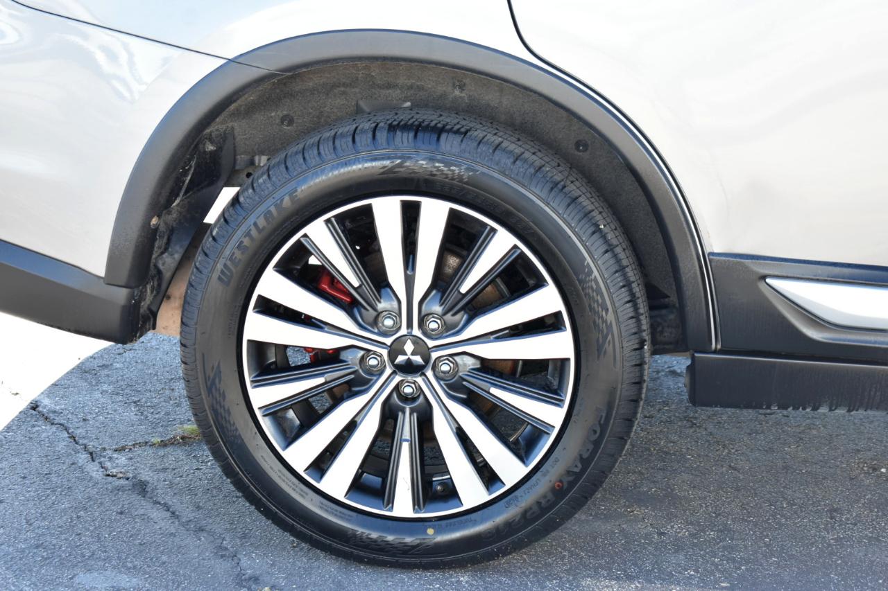 Mitsubishi Outlander SEL AWD 2020